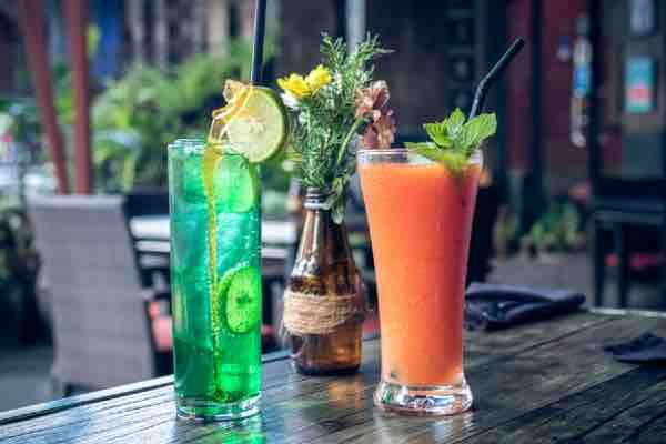Cocktails Vs Mocktails